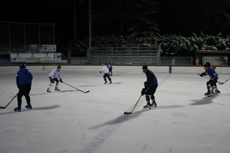 gal/Eishockeyspiel in Toblach/2008-02-02 SVR Eishockey 095.jpg